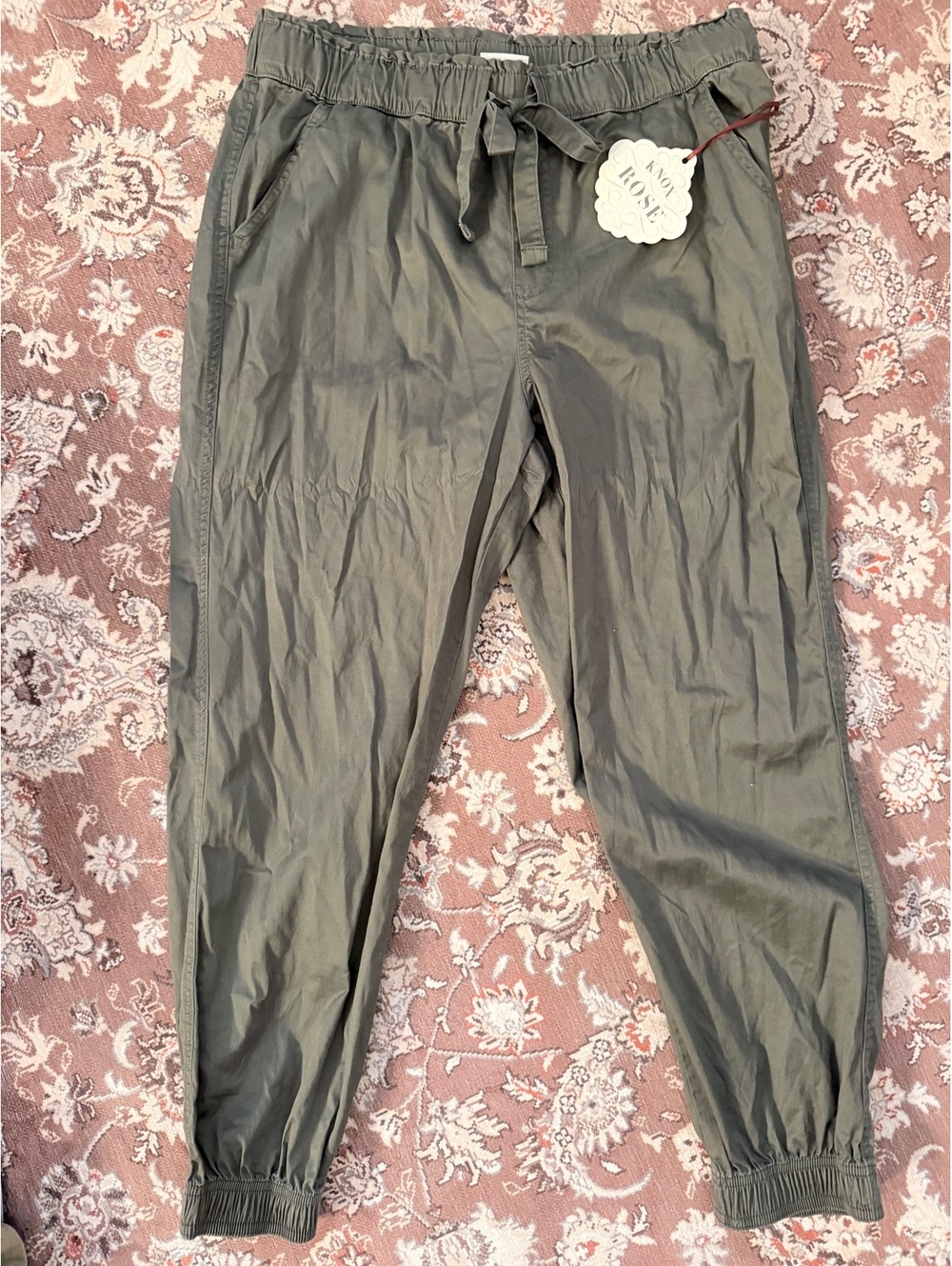 nwt Knox rose paper bag pants